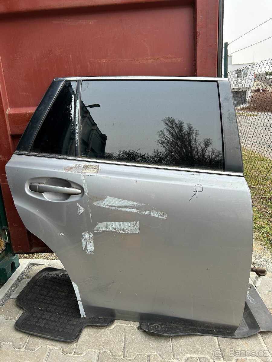 SUBARU Legacy kombi BR - dveře a další díly - 5