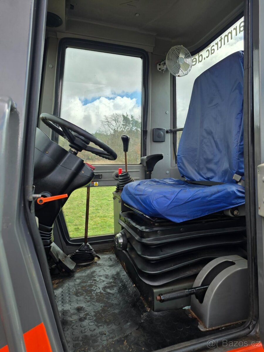 KLOUBOVÝ NAKLADAČ EVERUN ER10B - 5