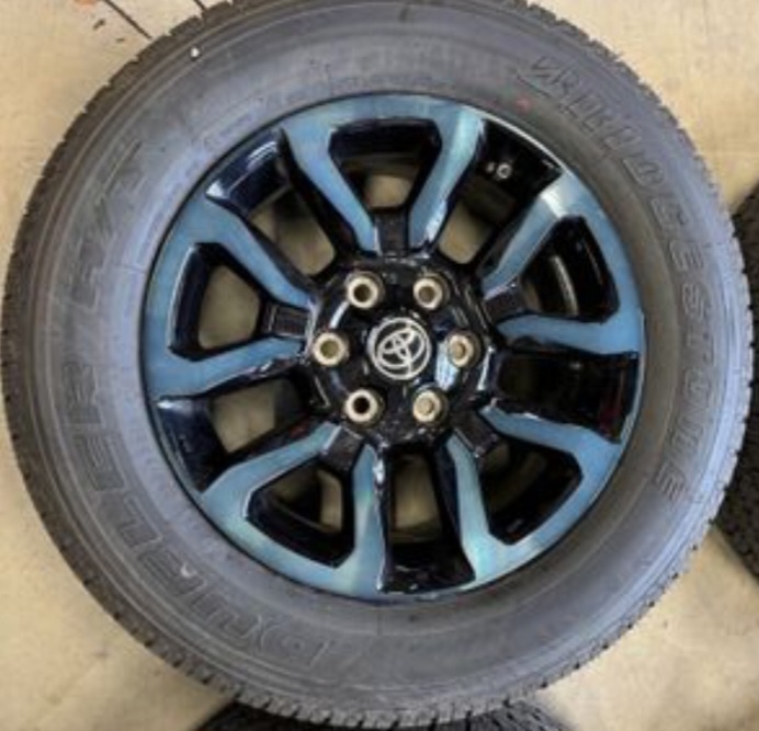 alu kola TOYOTA HILUX