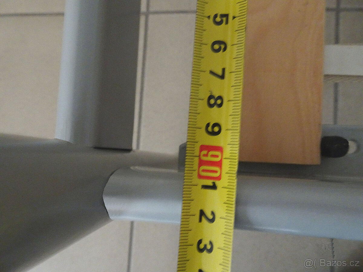 Kvalitní, pevná, kovová postel. Bezvadný stav - 5