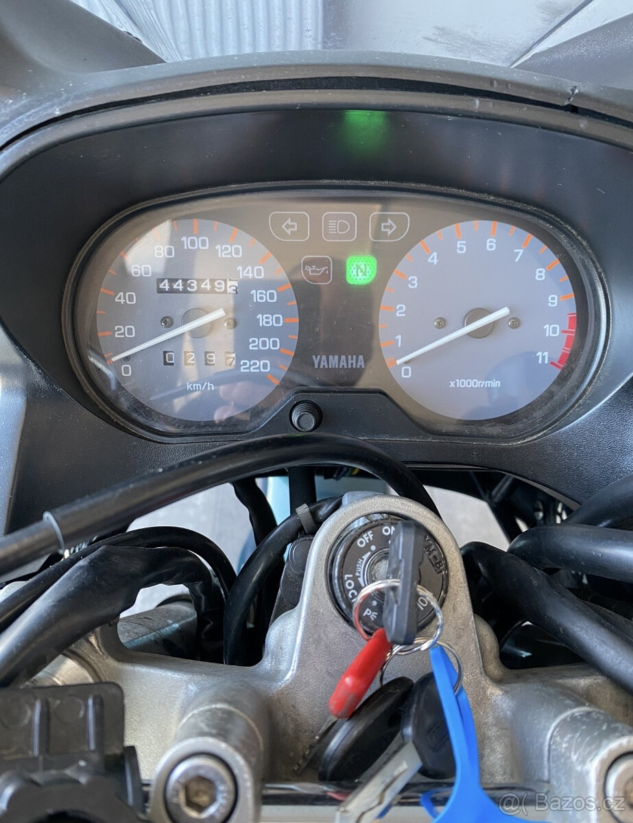 Yamaha Diversion 600 - 5