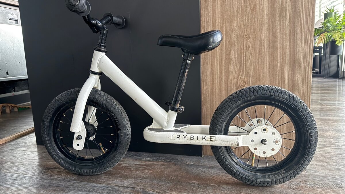 Odrážedlo Trybike - tříkolka - 5