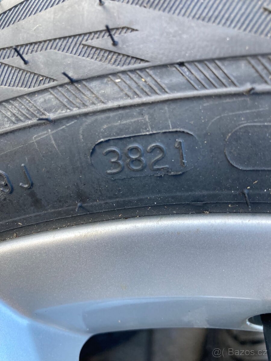 VOLVO V60, S60, kola 18", NOVÁ ZIMNÍ SADA - 5