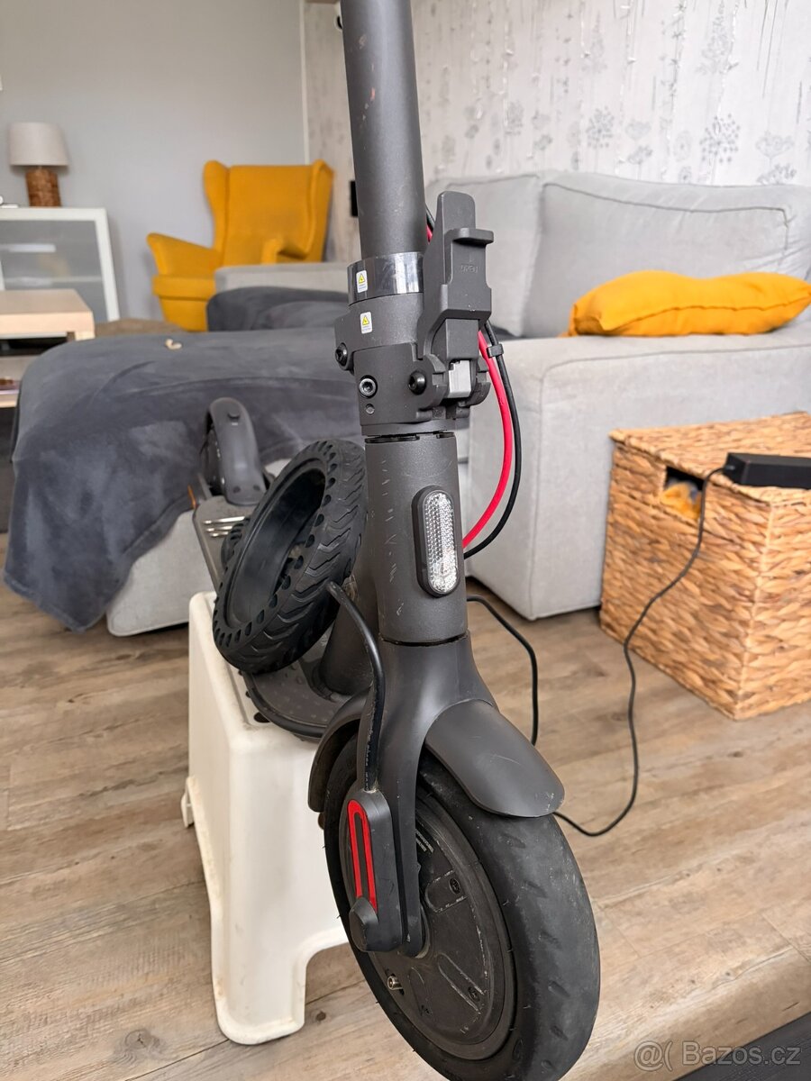 Xiaomi Electric Scooter 3 Lite - černá - 5