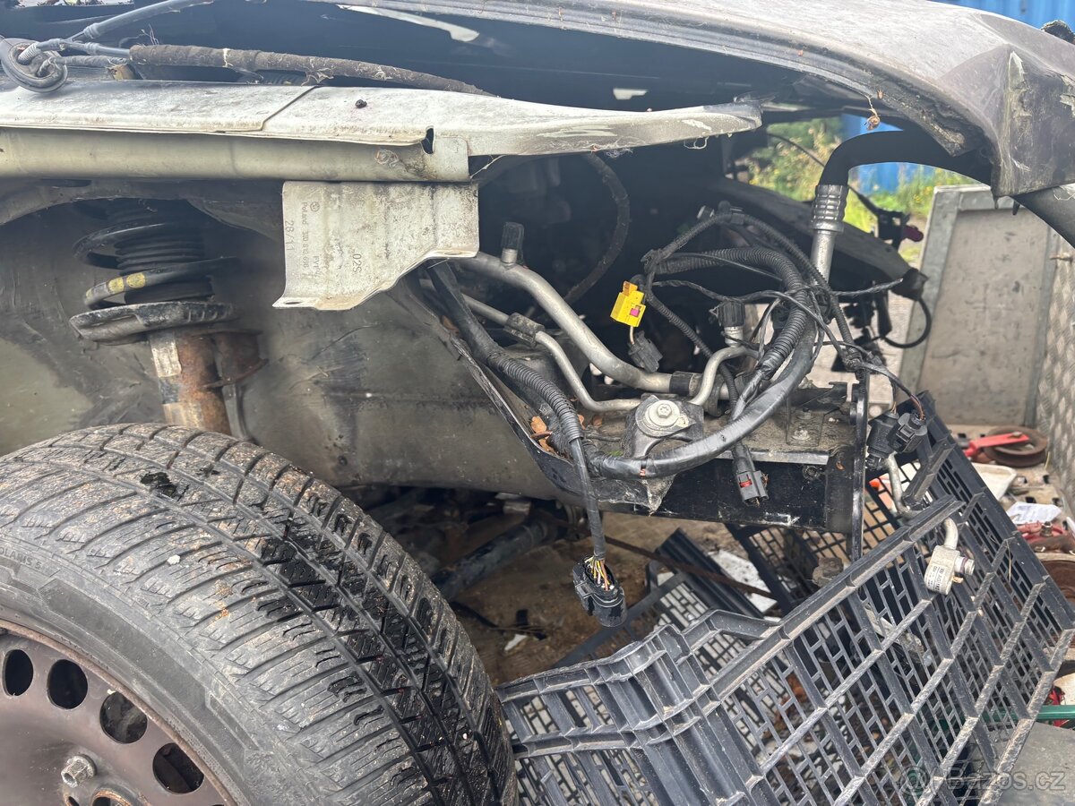 Škoda superb 2 - 2.0tdi díly - 5