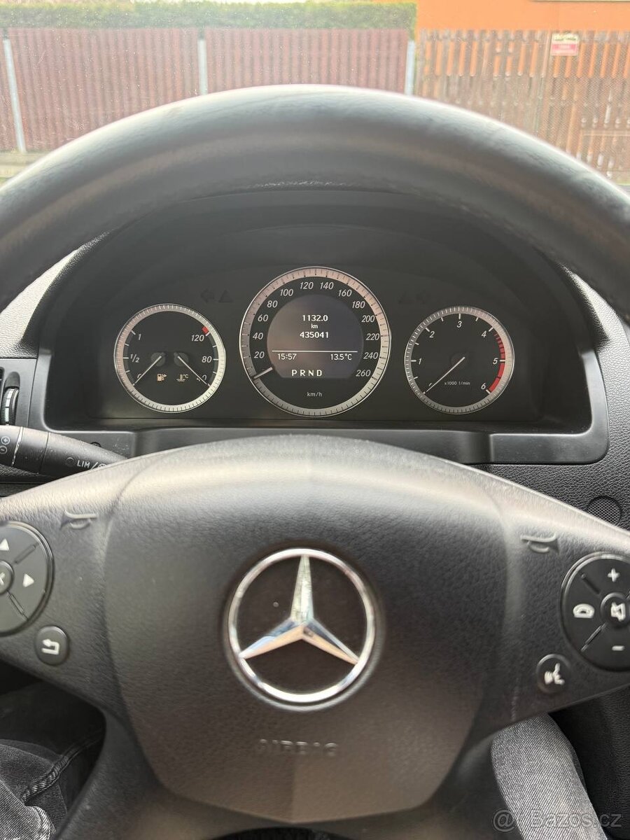Mercedes-Benz W204 2.2 - 5