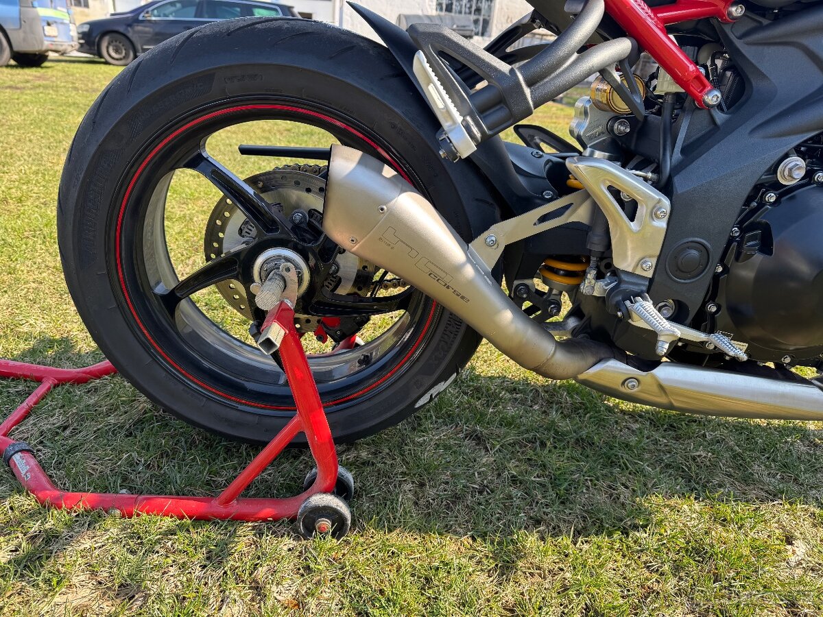 Triumph speed triple 1050 R - 5