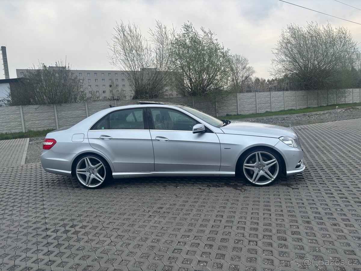 Mercedes - Benz E350CDI 4Matic w212 AMG - 5