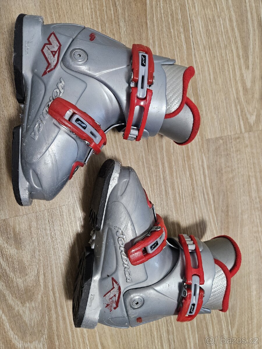 Lyže 80cm + lyzaky 16.5 - 5