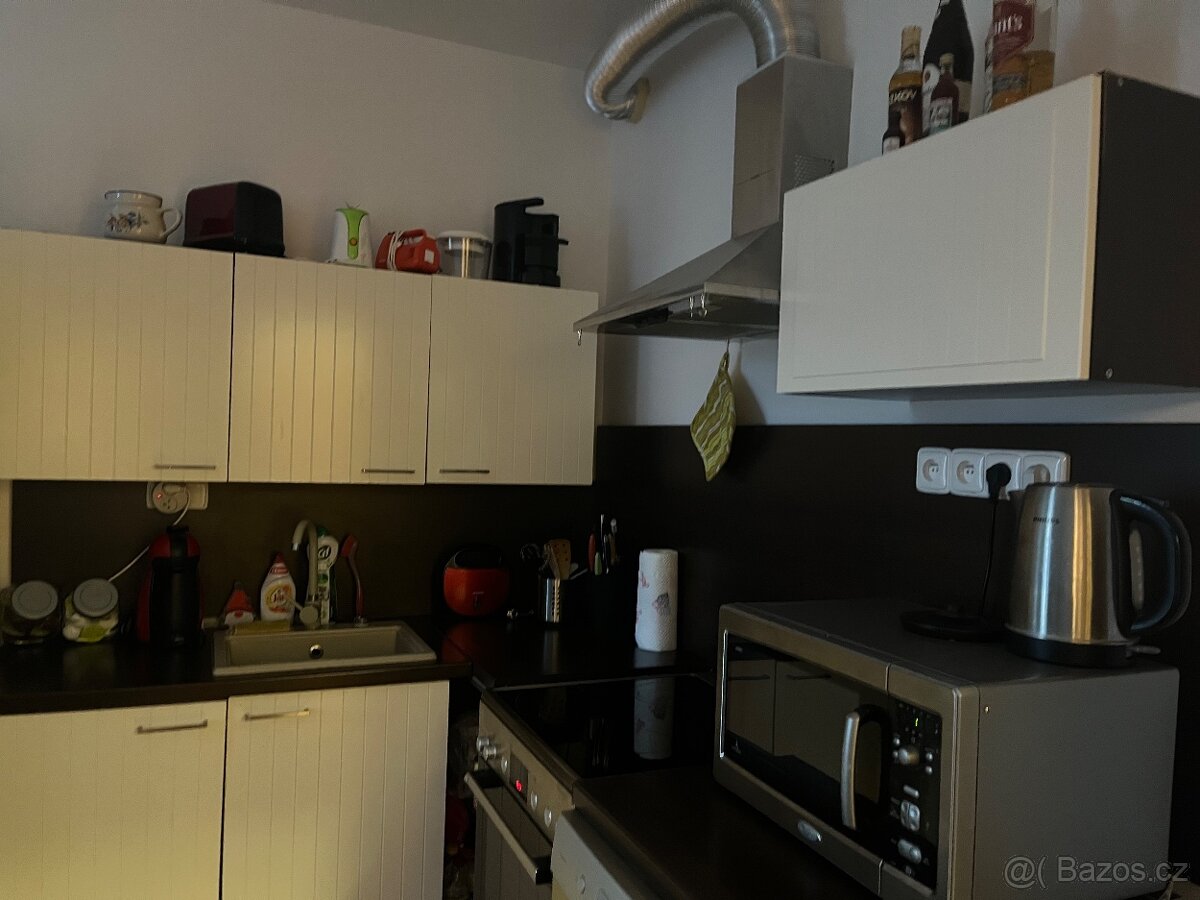 Kuchyňská linka včetně spotřebičů - 5