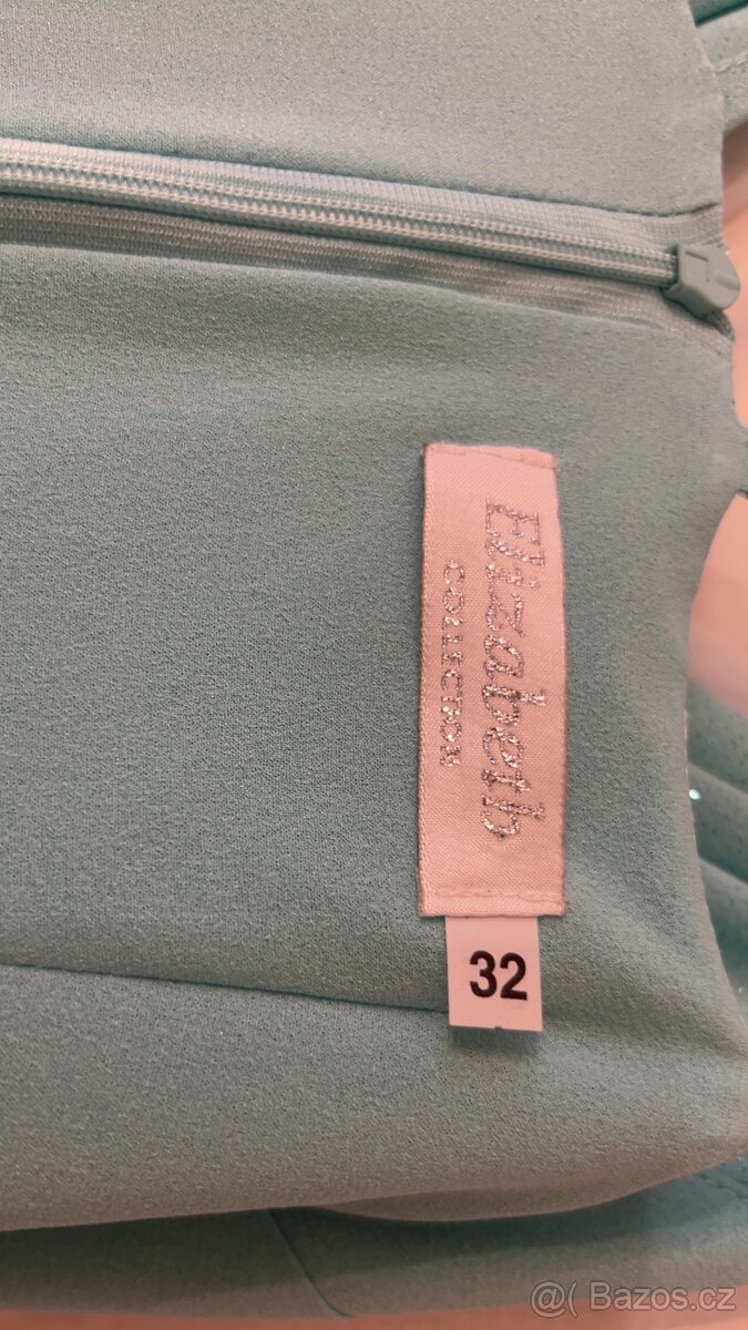 Krátké,třpytivé,světle modré šaty - 5