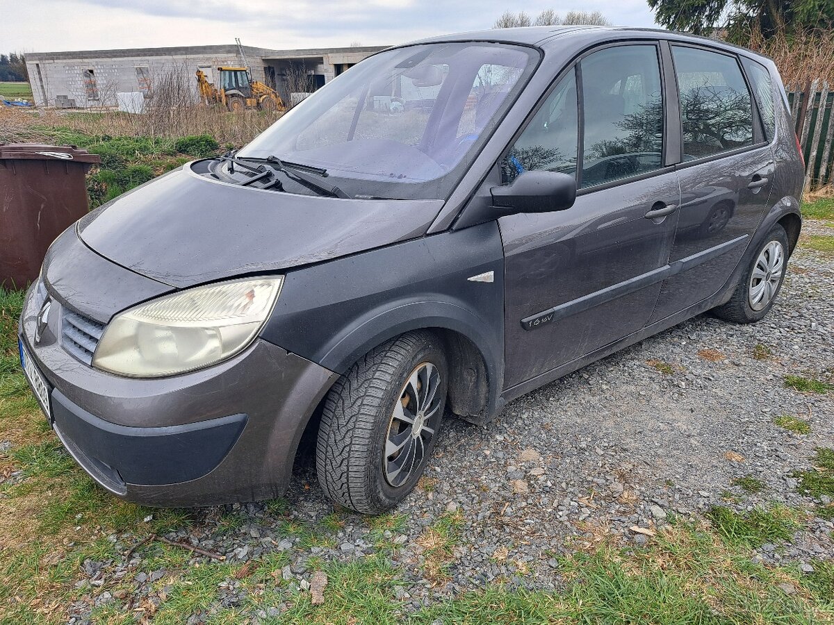 Renault Megane Scenic 2 - 5