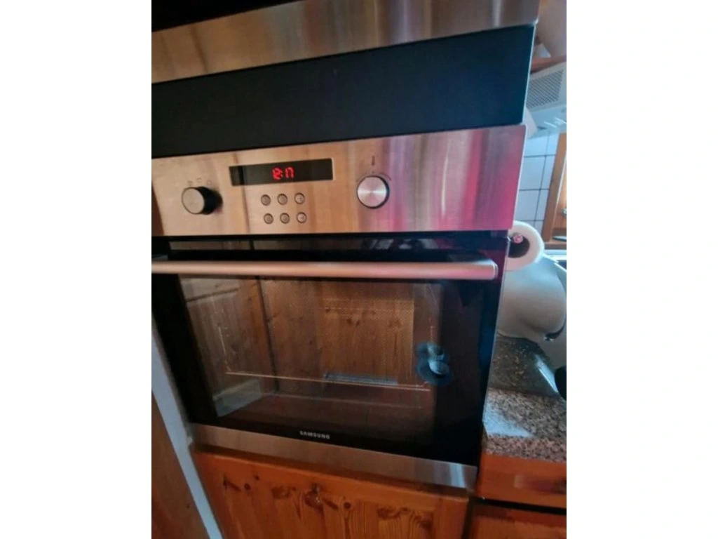 Kuchyně z masivu s vestavěnými spotřebiči,5399 - 5