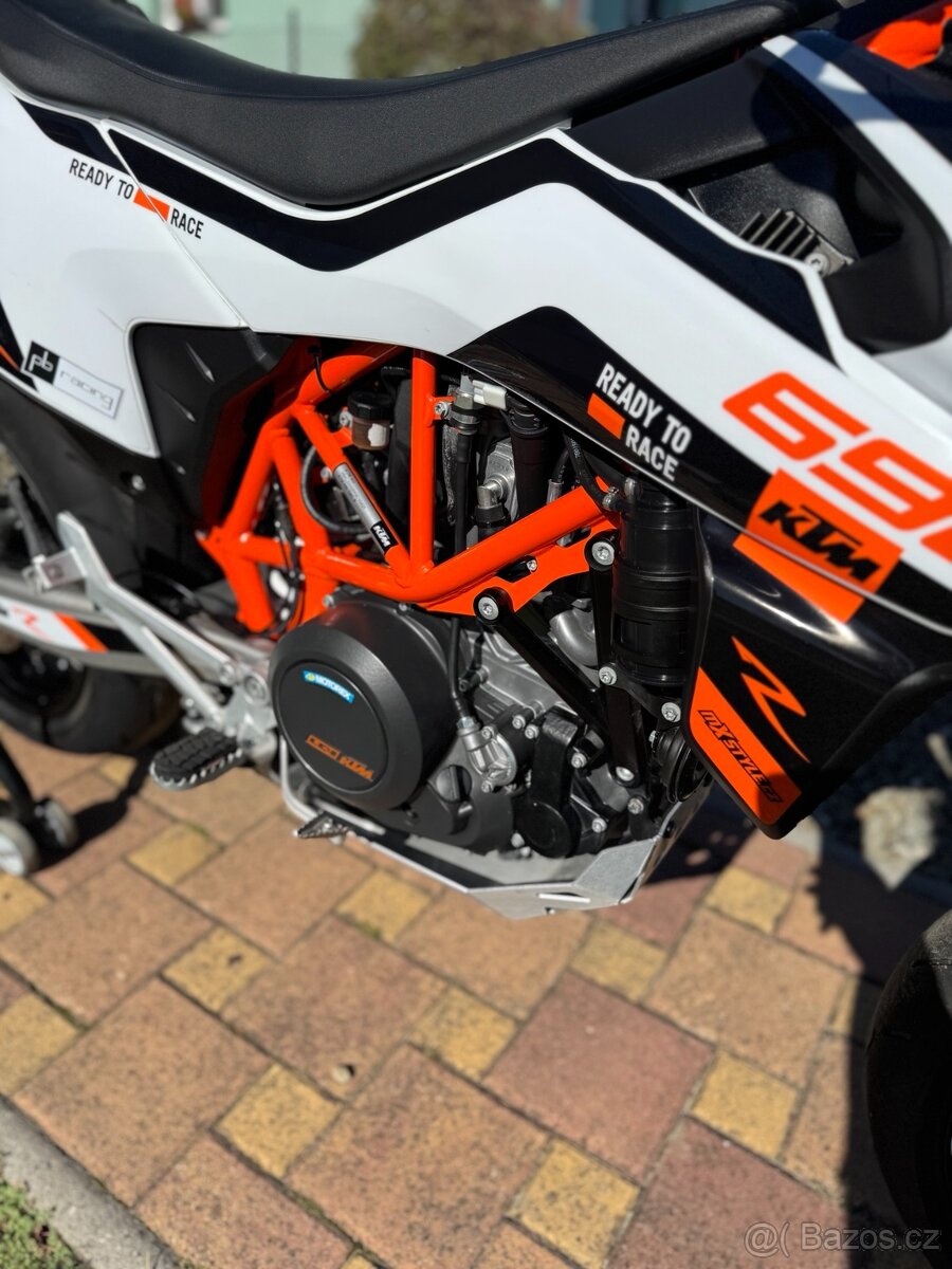 KTM 690 SMC R - 5