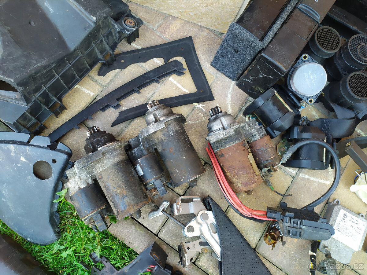 Škoda Octavia RS díly - 5