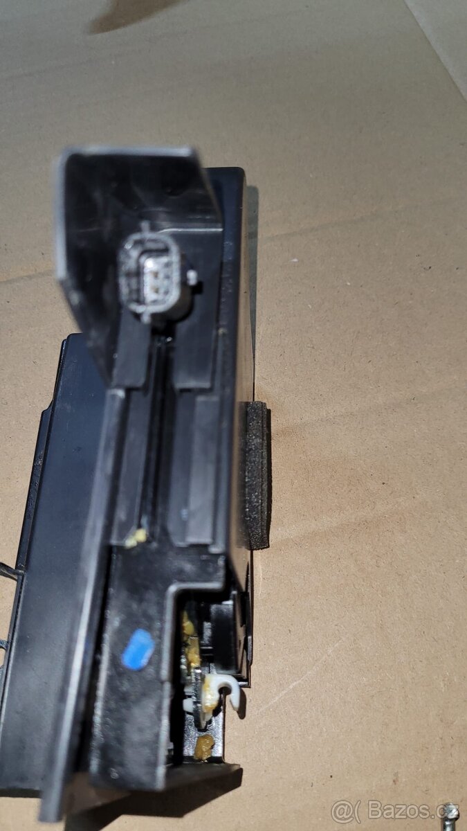 Dacia Duster II- Díly z PP dveře - 5