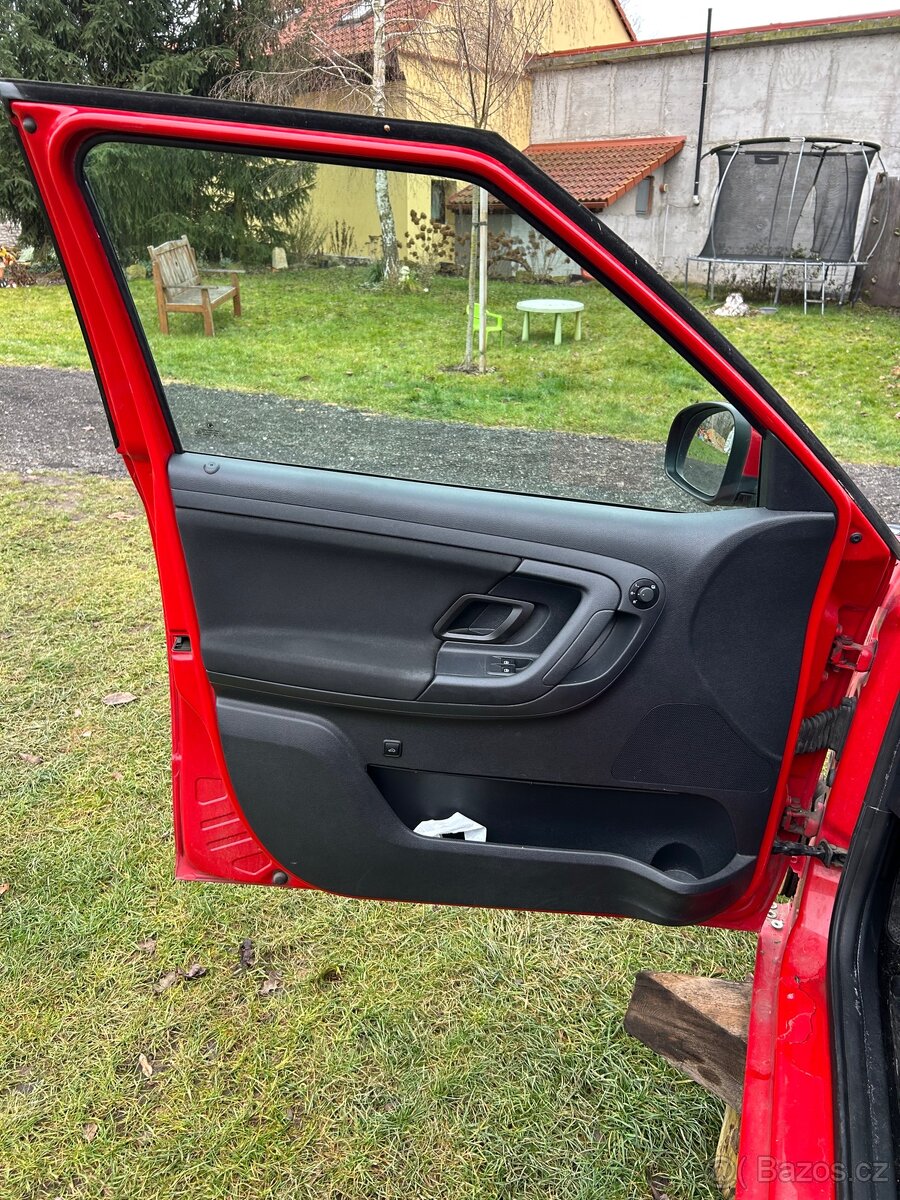 Levé přední dveře Škoda Fabia 2 - 5