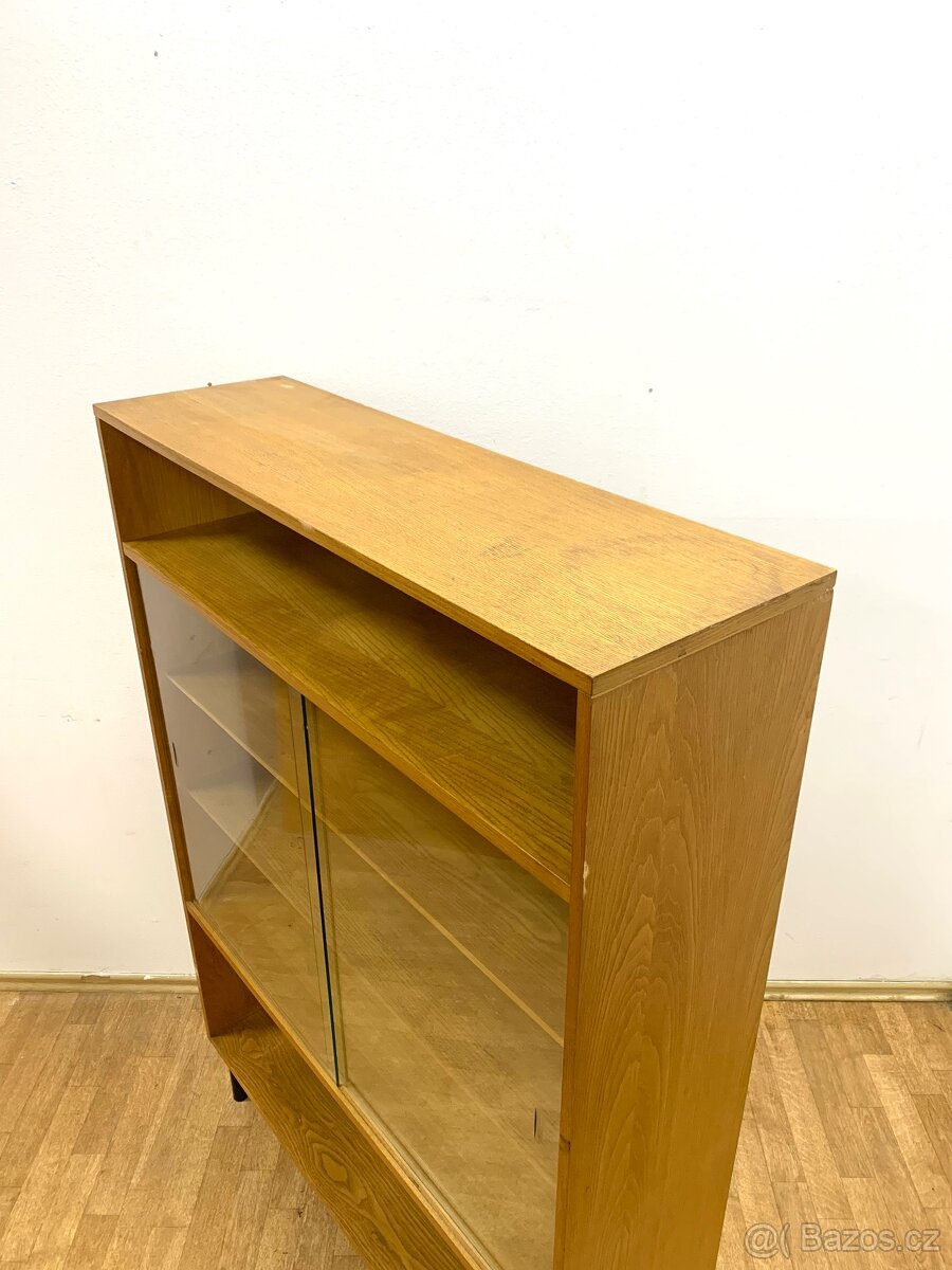 Retro knihovna 60. léta Brusel - 5