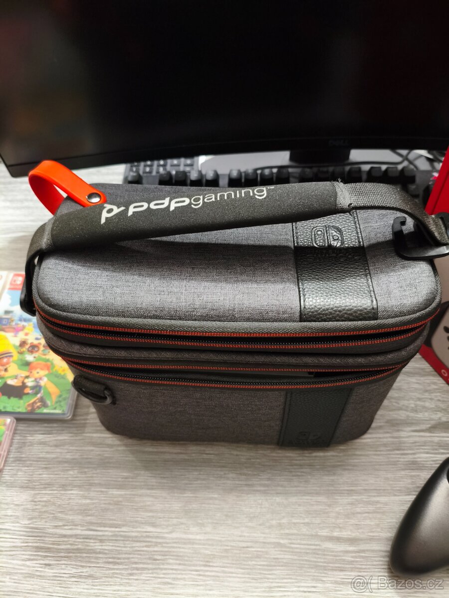 Nintendo Switch OLED (Full set) + 5 TOP her + Velký kufr + 2 - 5