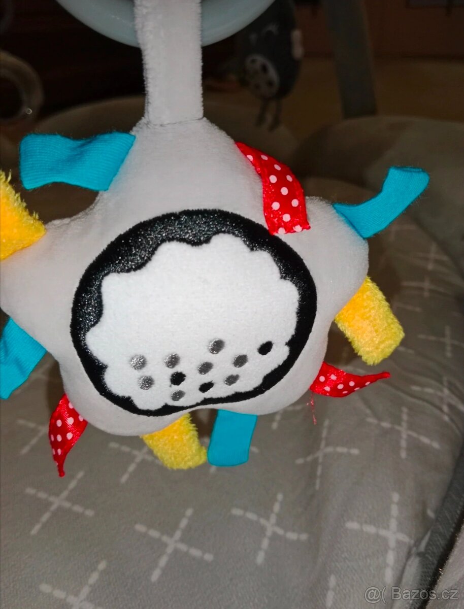 Hrací deka s odnímatelnou hrazdičkou - 5