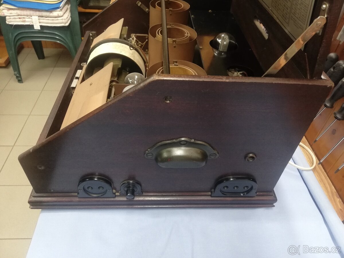 Prodám rádio telefunken 90w - 5