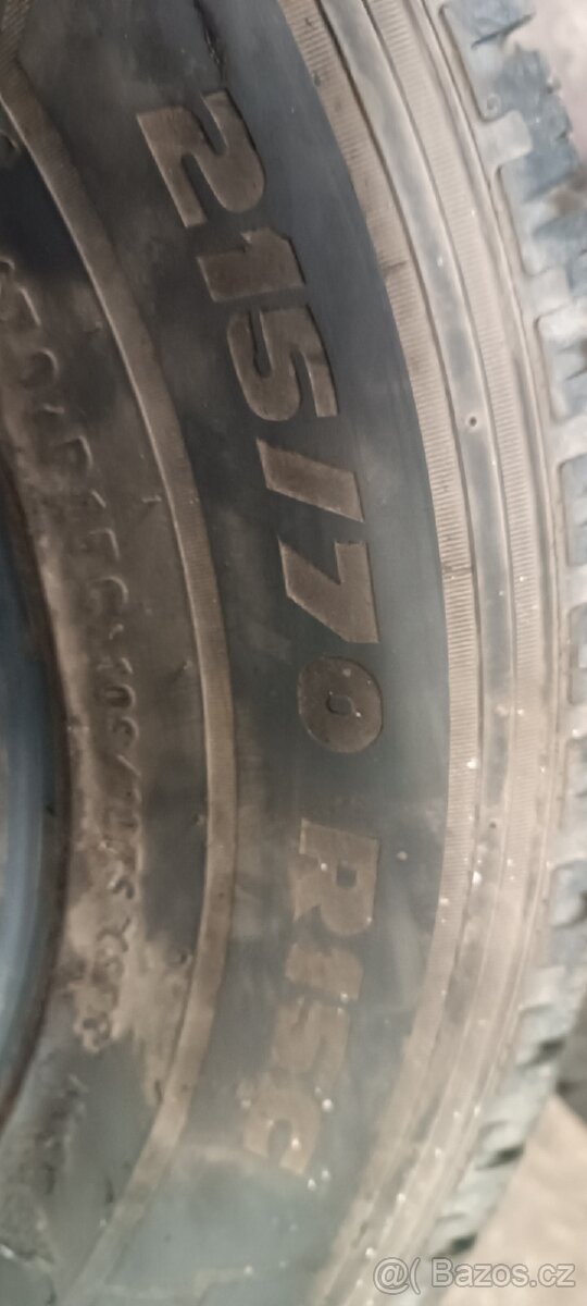 Pneu 215/70/15 C - 5