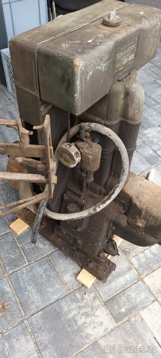 Stabilní motor Bernard - 5