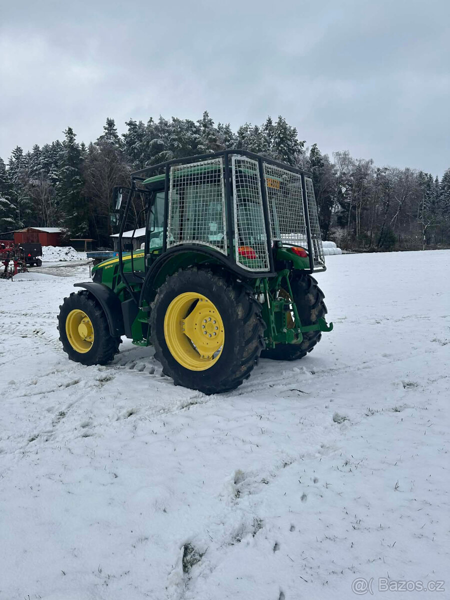 John Deere 5090 M lesní traktor UKT - 5