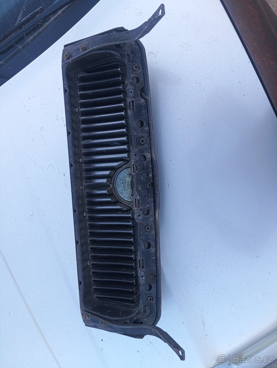 Prodám přední masku Octavia 1 - 5