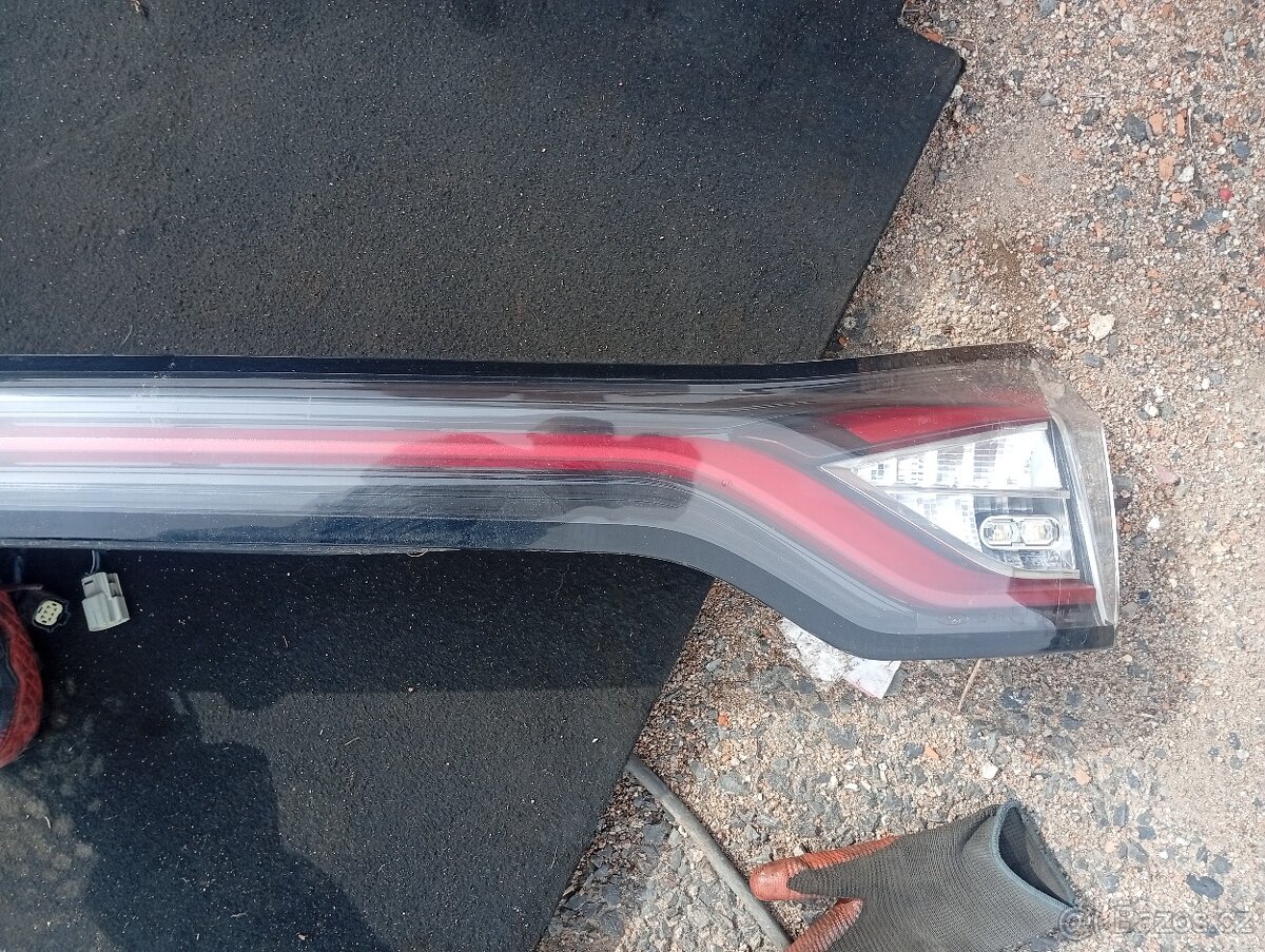 FORD EDGE ZADNÍ SVĚTLO NA VÍKO KUFRU, ZADNÍ SVĚTELNÁ LIŠTA - 5