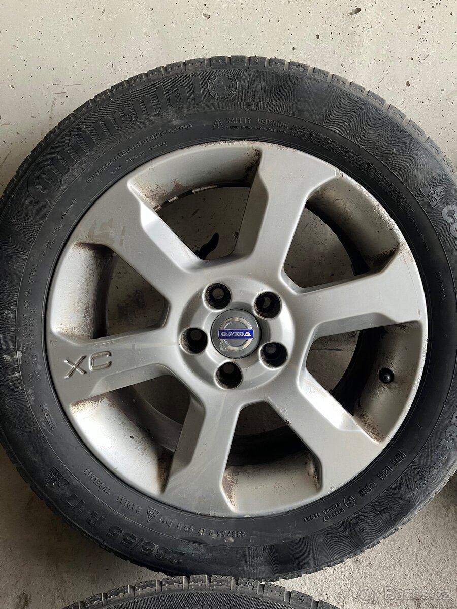 Kola Volvo 235 55 r17 - 5