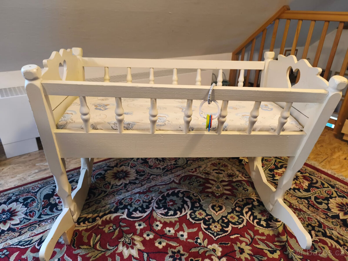 Dřevěná kolébka 95x50 cm za 500,- - 5