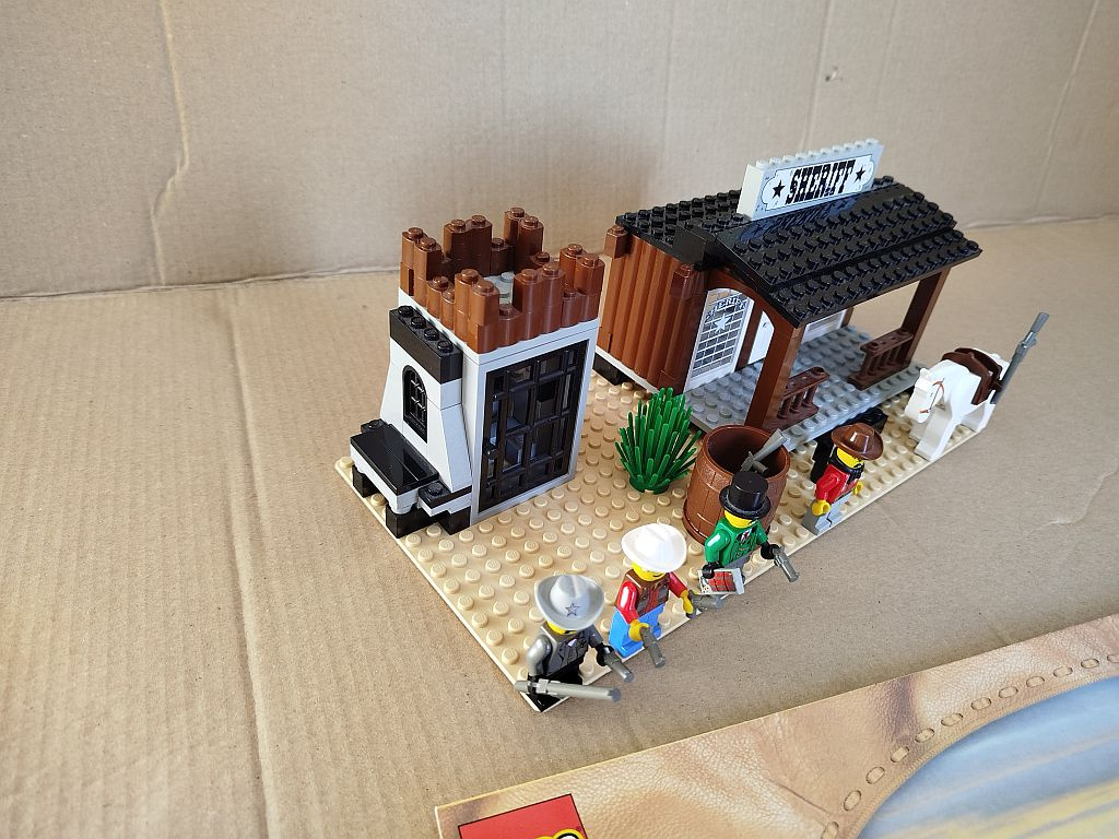 Lego 6764 Sheriff's Lock-Up - 5