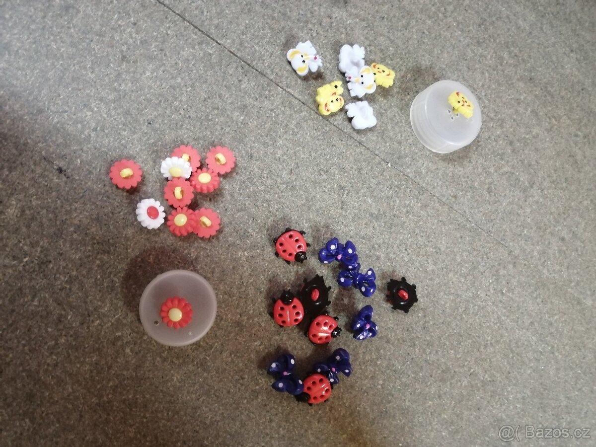 Šití - ozdobné nitě, dětské knoflíky - 5