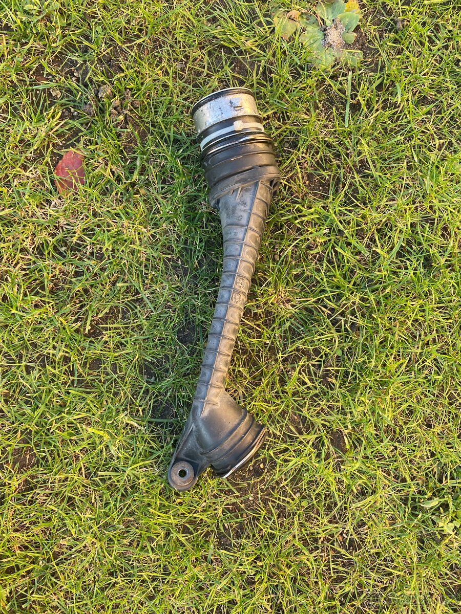 Díly GOLF 4 AXR / ARL - 5