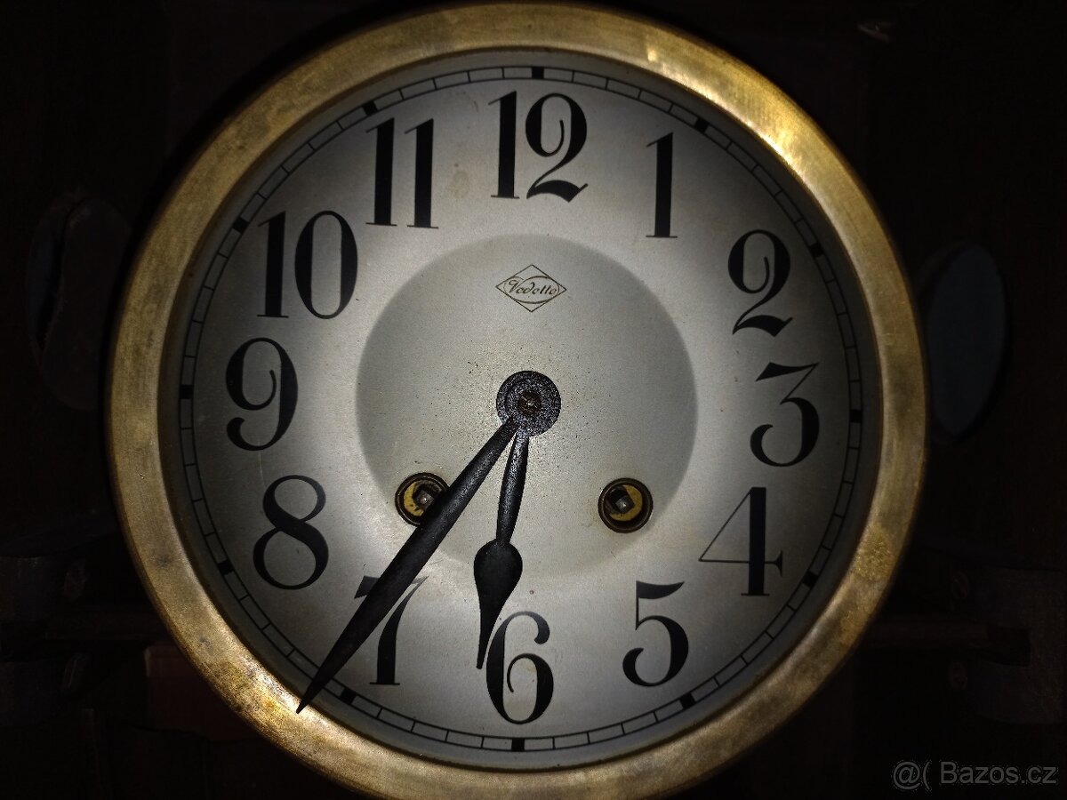 Hodiny nástěnné kyvadlové - 5
