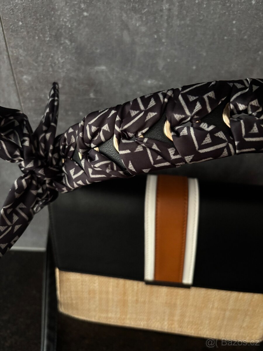 nová kabelka s šátečkem - 5