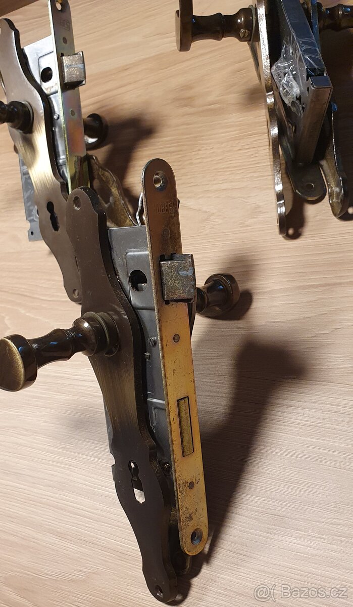 Kování a zámky - 5