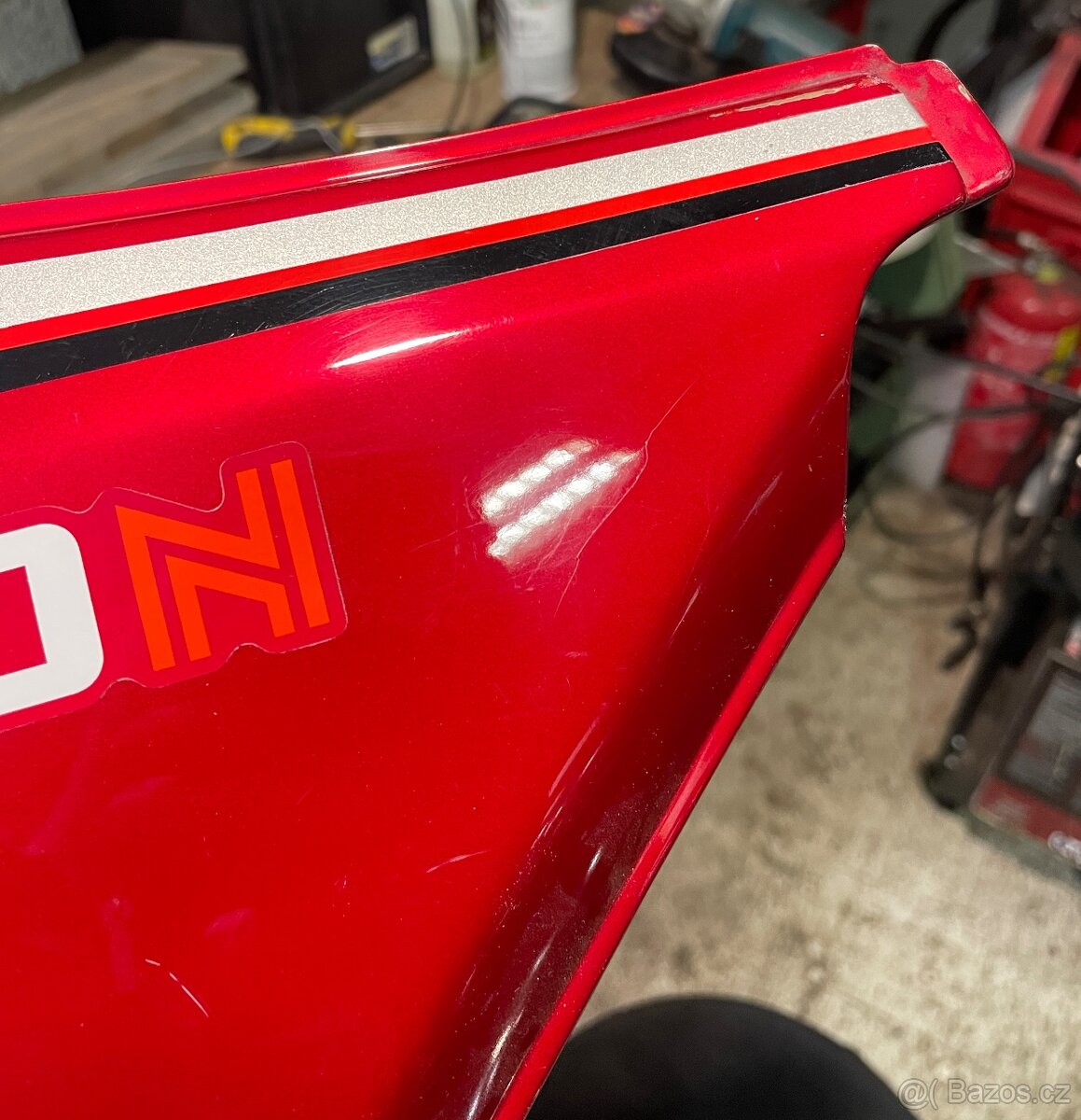 Honda CB 400n - levé víko - 5