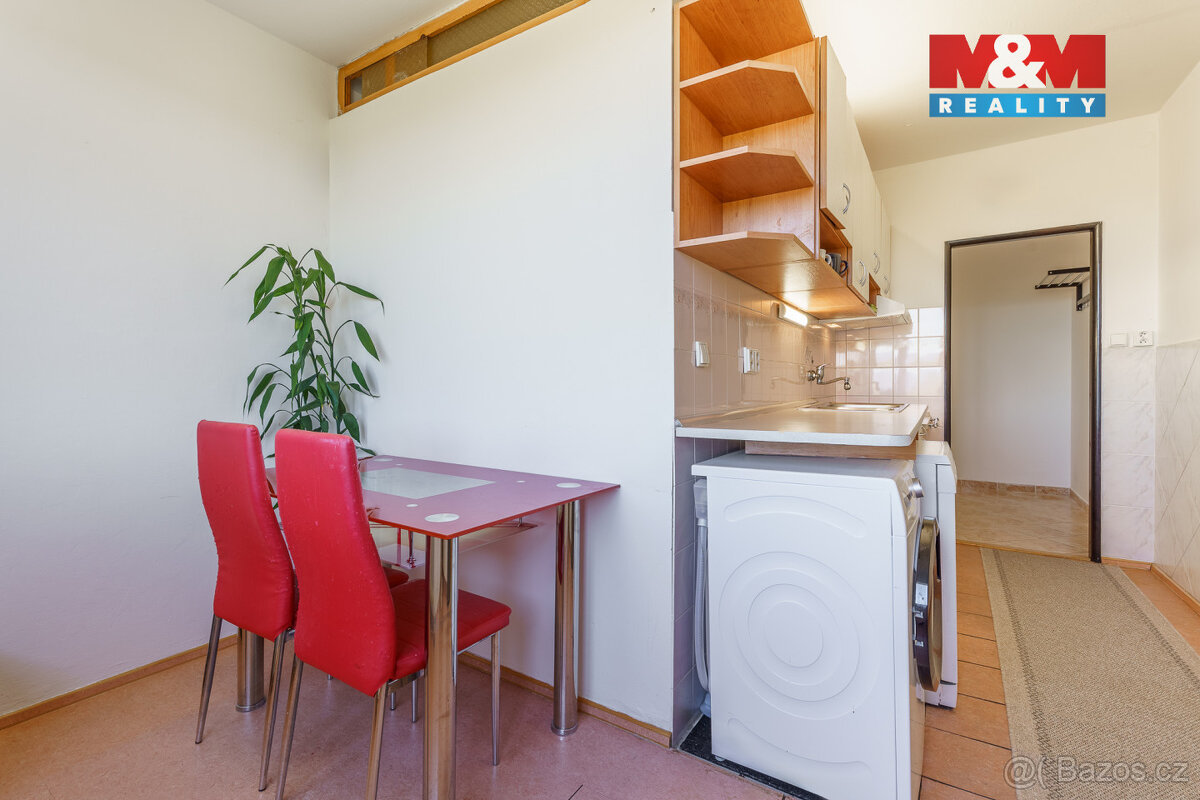 Prodej bytu 3+1, 83 m², Karlovy Vary, ul. Dvořákova - 5