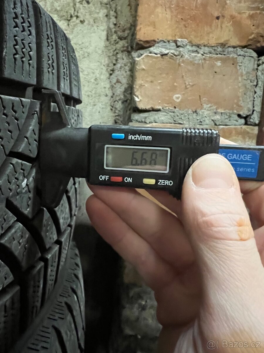 Semperit 215/50 r18 zimní pneu - 5