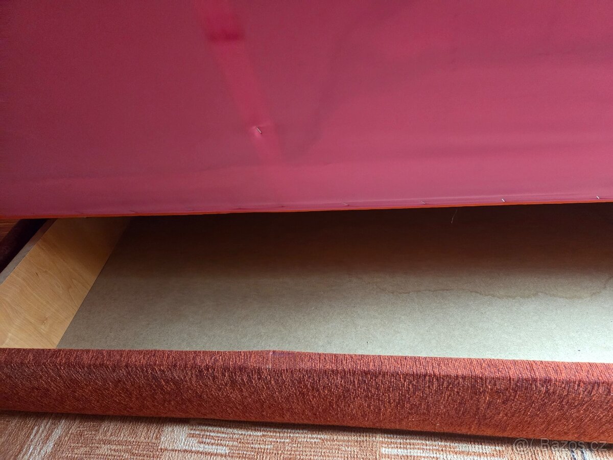 Rozkládací gauč s úložným prostorem - 5