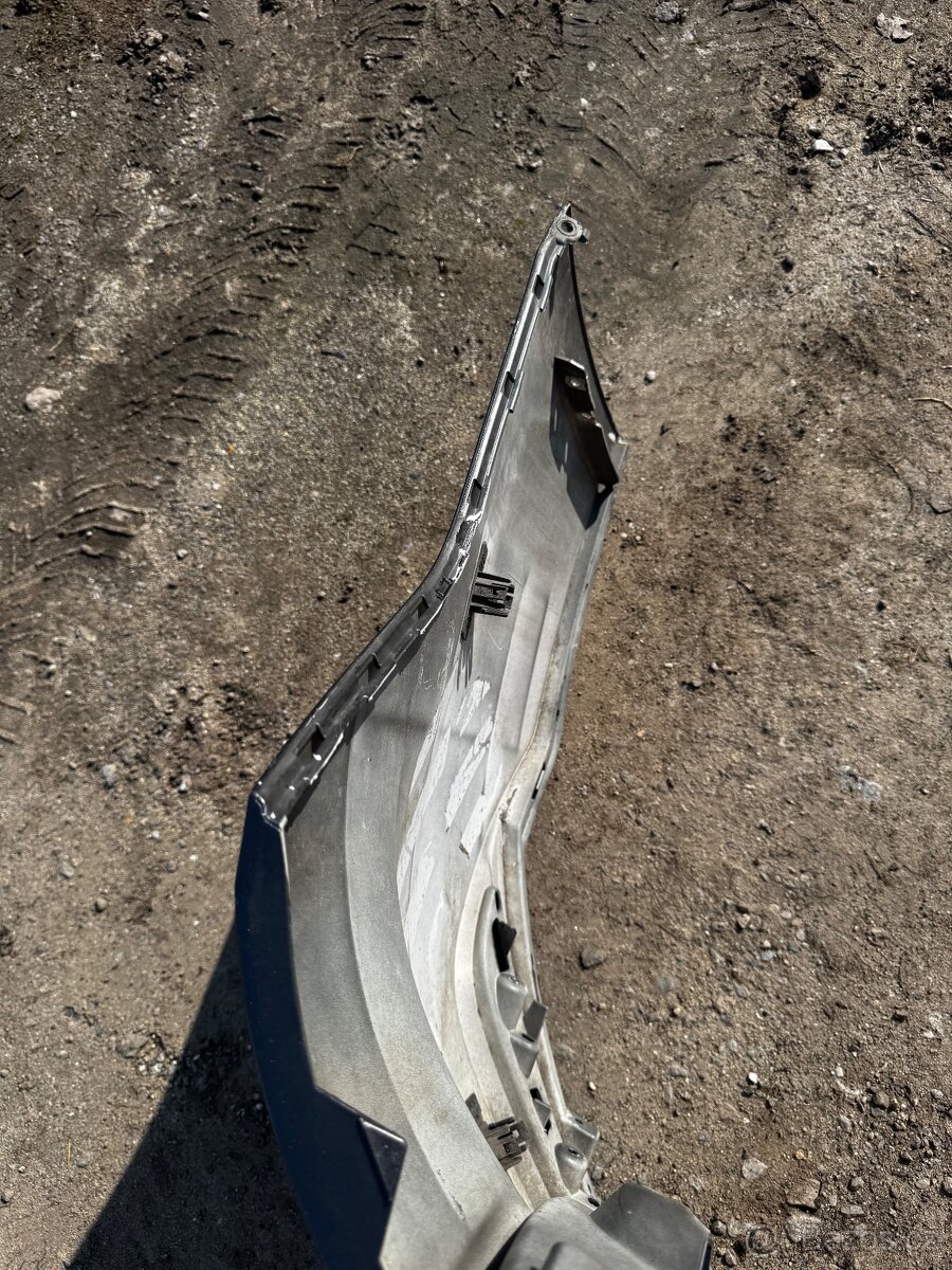 Ford Focus MK4 - zadní narazník - 5