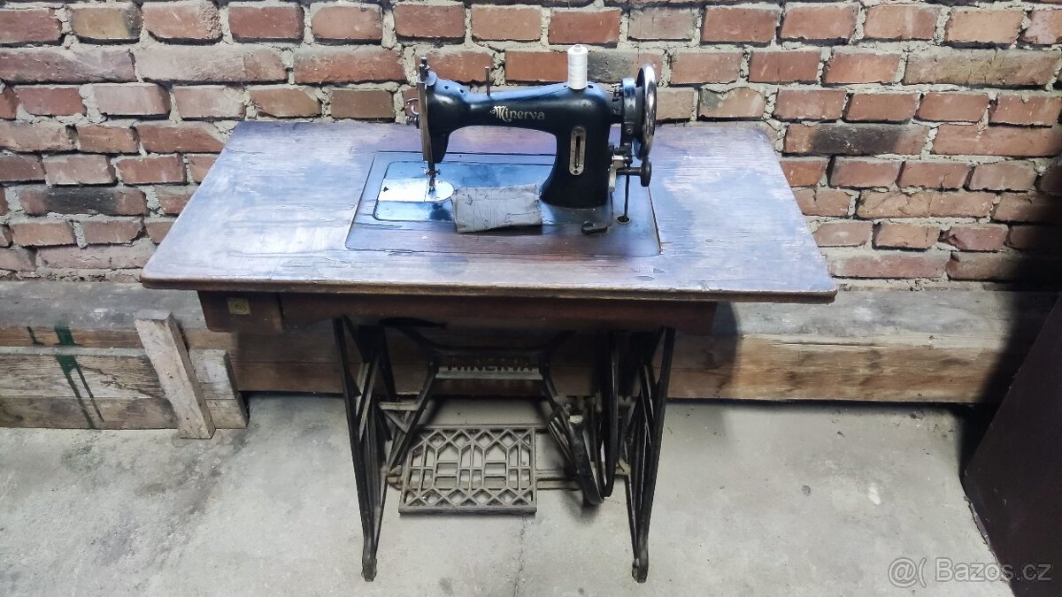 Minerva-šicí stroj - 5