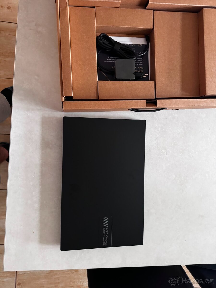 NOTEBOOK ASUS Vivobook Go 15. - 5