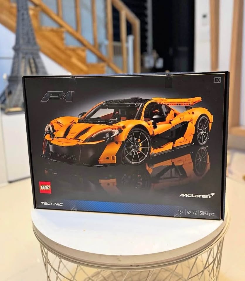 LEGO Technic McLaren P1 - 5
