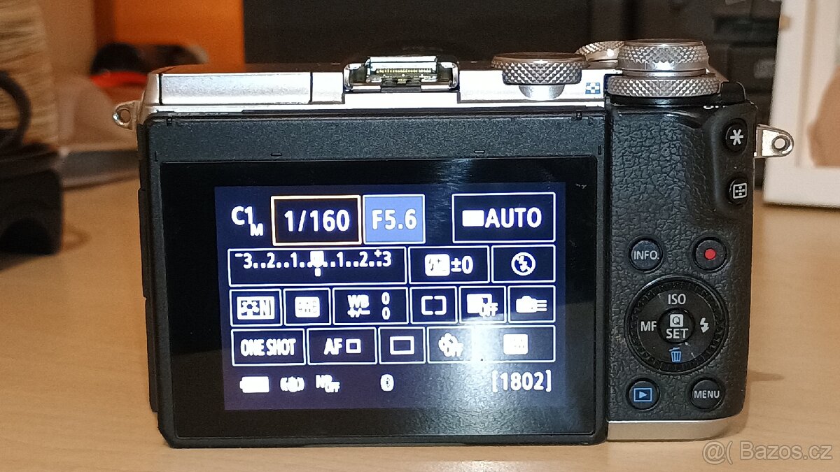 Bezzrcadlovka Canon eos m6 + adapter EF/EFM - 5