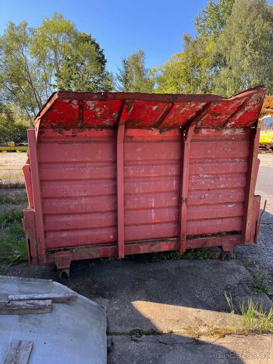 sklápěcí korba T815 - 5