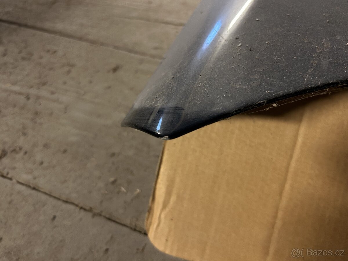 Kapota BMW (E90/E91) 08-12 - 5