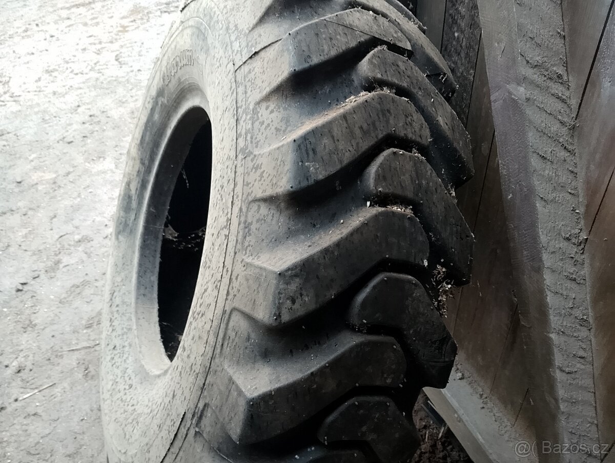 Prodám pneu 14-24 - 5